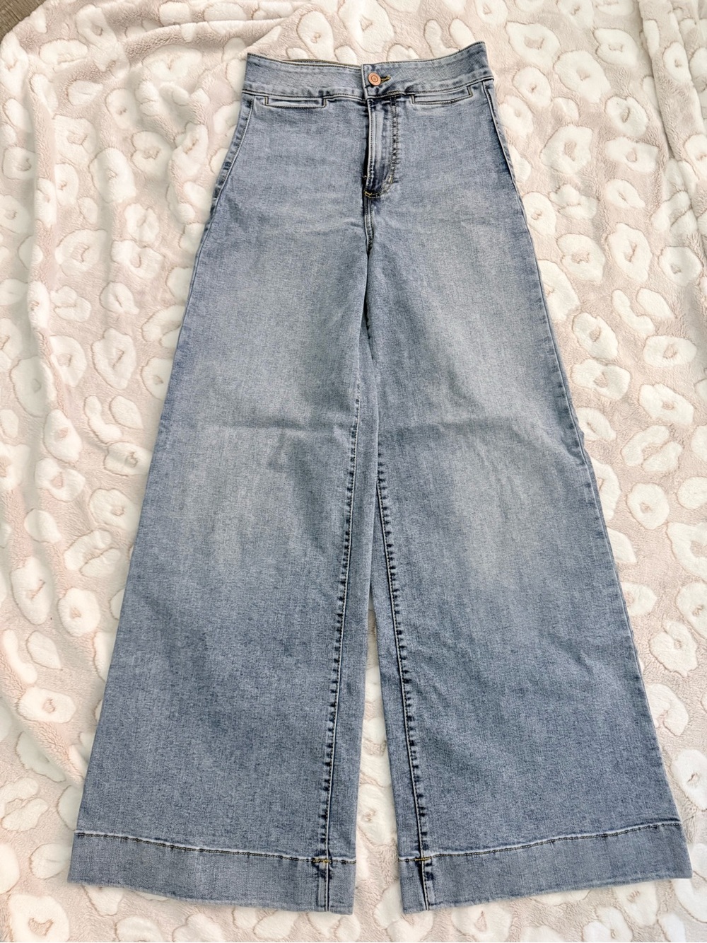 LC Lauren Conrad Wide Leg Light Blue Women's Jeans Sz 2 E28